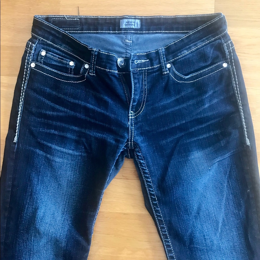 Day trip Aries Skinny Jean 31R